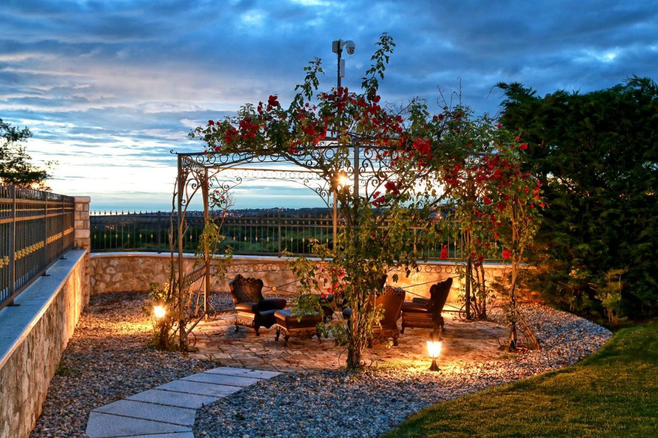Villa Carolus-Luxurious Istrian Villa Barat  Extérieur photo