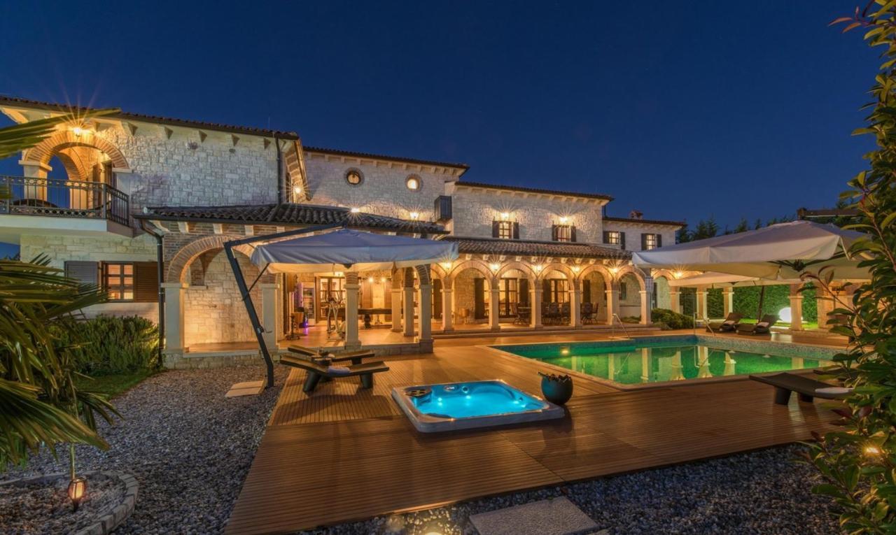 Villa Carolus-Luxurious Istrian Villa Barat  Extérieur photo