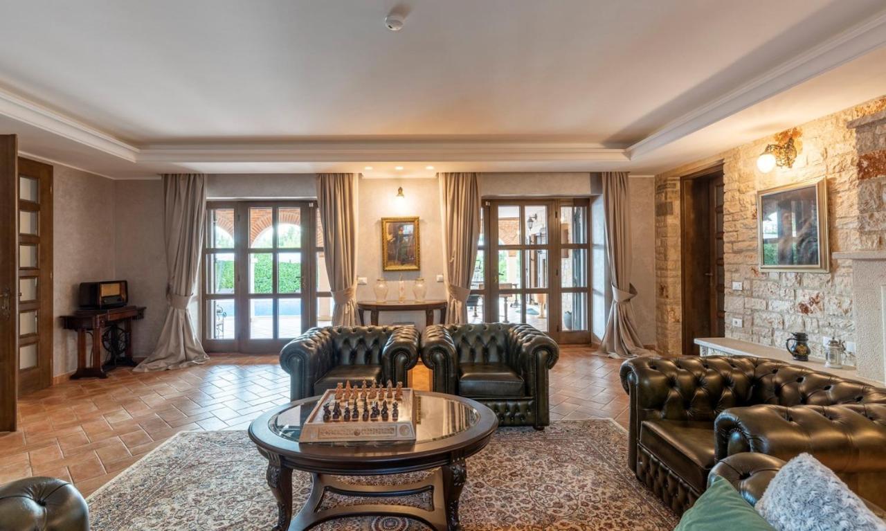 Villa Carolus-Luxurious Istrian Villa Barat  Extérieur photo