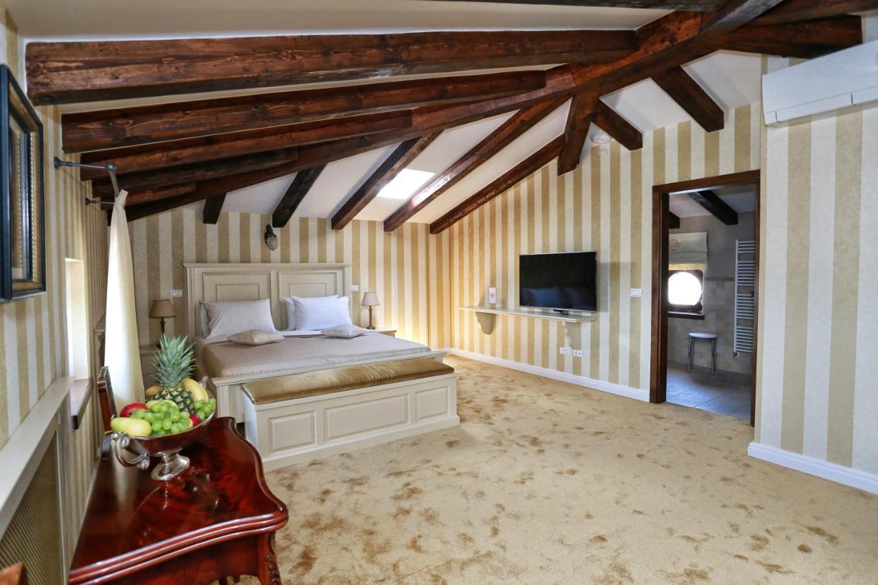 Villa Carolus-Luxurious Istrian Villa Barat  Extérieur photo